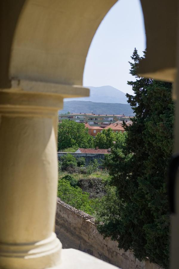 Apartmán Torre Chiguita Tarazona Exteriér fotografie